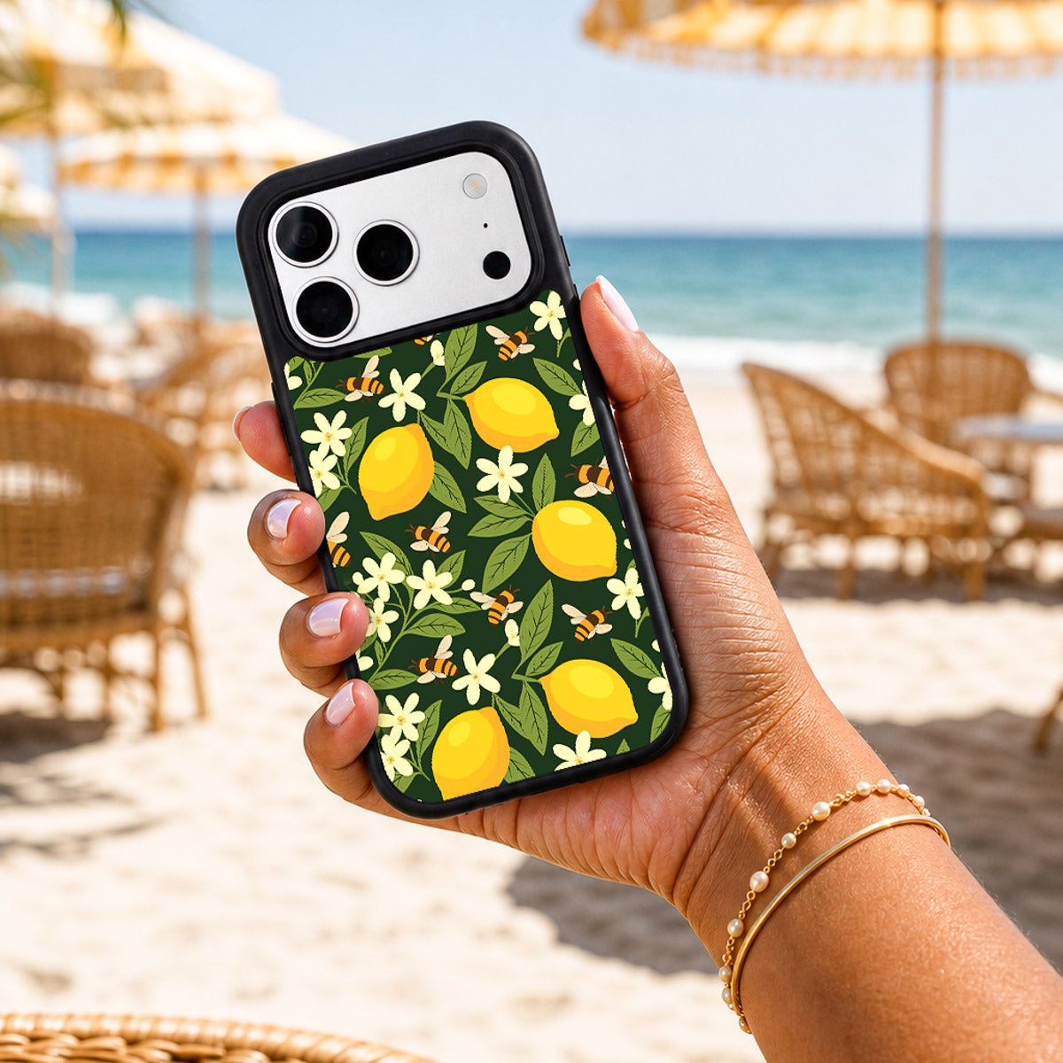 Cute Floral Designer MagSafe Case – Lemon and Bees | MagSafe — view 3