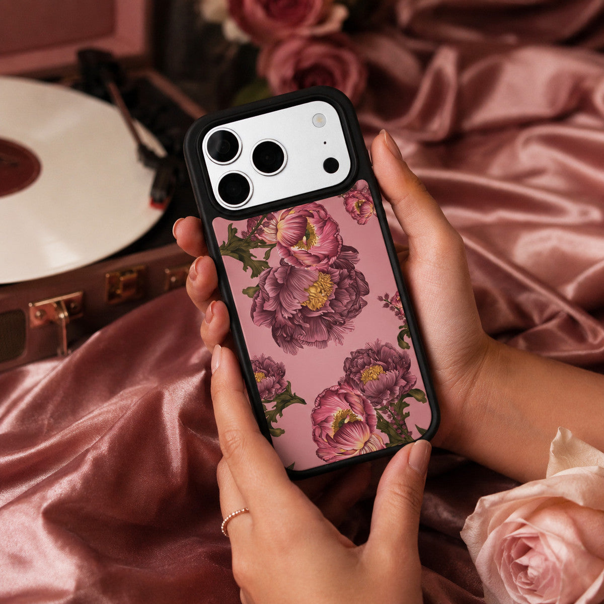 Floral Designer iPhone 18 Pro Max Case – Vintage Blossoms | MagSafe — view 3