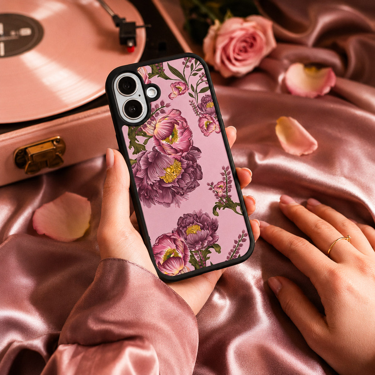 Floral Designer iPhone 16 Case – Vintage Blossoms | MagSafe — view 3